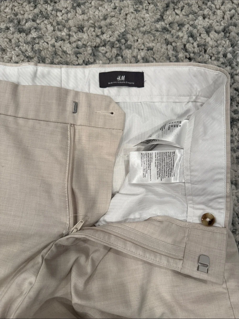 H&M Men's Chinos in Light Beige
